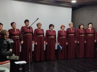 Творческий коллектив «Калинушка» выступил в «Марсово поле»