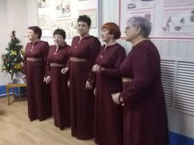 Ансамбль «Калинушка» выступил в органах соцзащиты населения