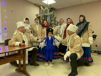 Ансамбль «Ростошь» выступил в ДК «Радуга»
